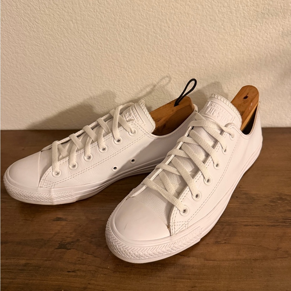 **SOLD** Converse Men's White Athletic Shoes